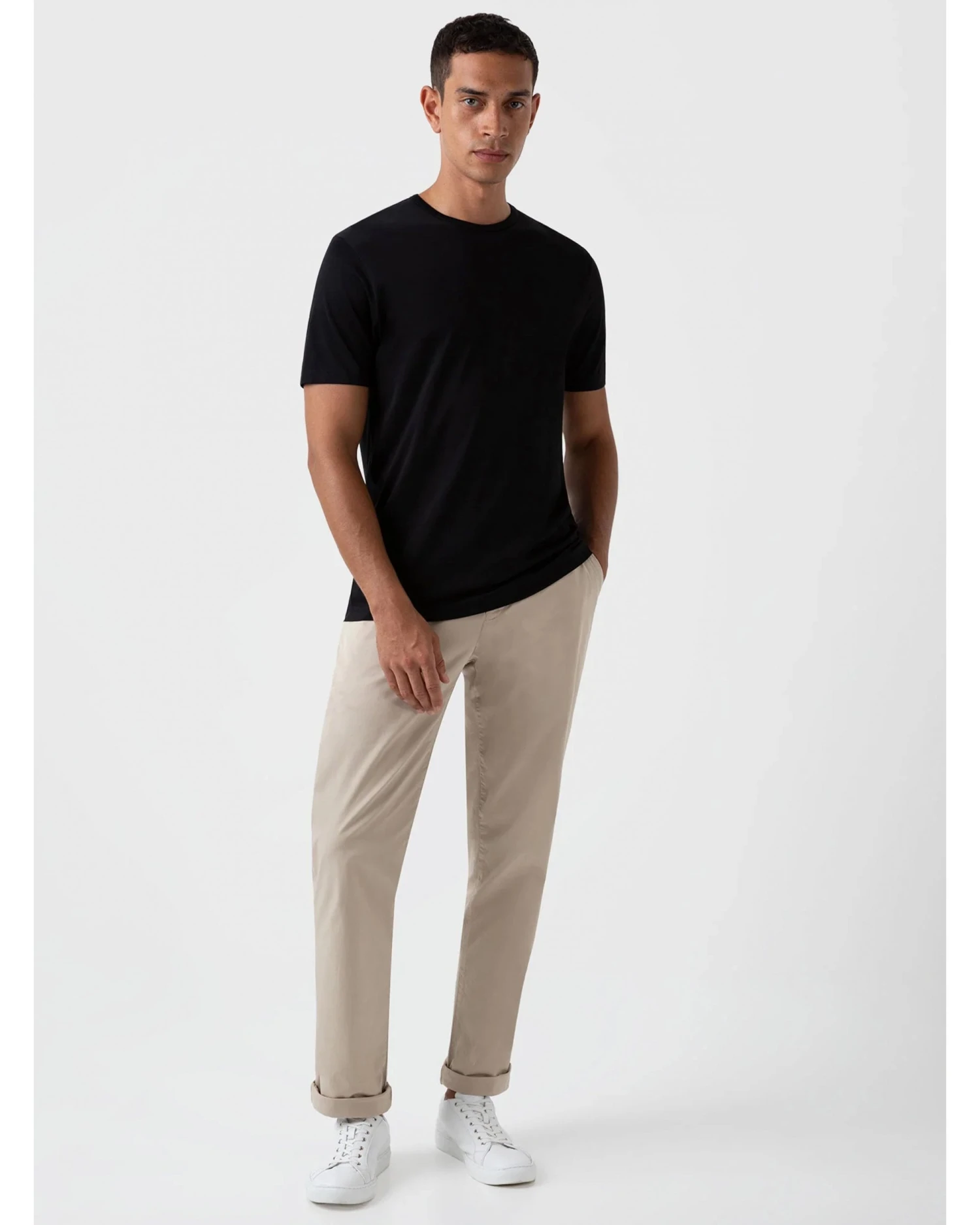 Sunspel Mens Classic T-Shirt Black 3 Sunspel Mens Classic T-Shirt Black - Image 3