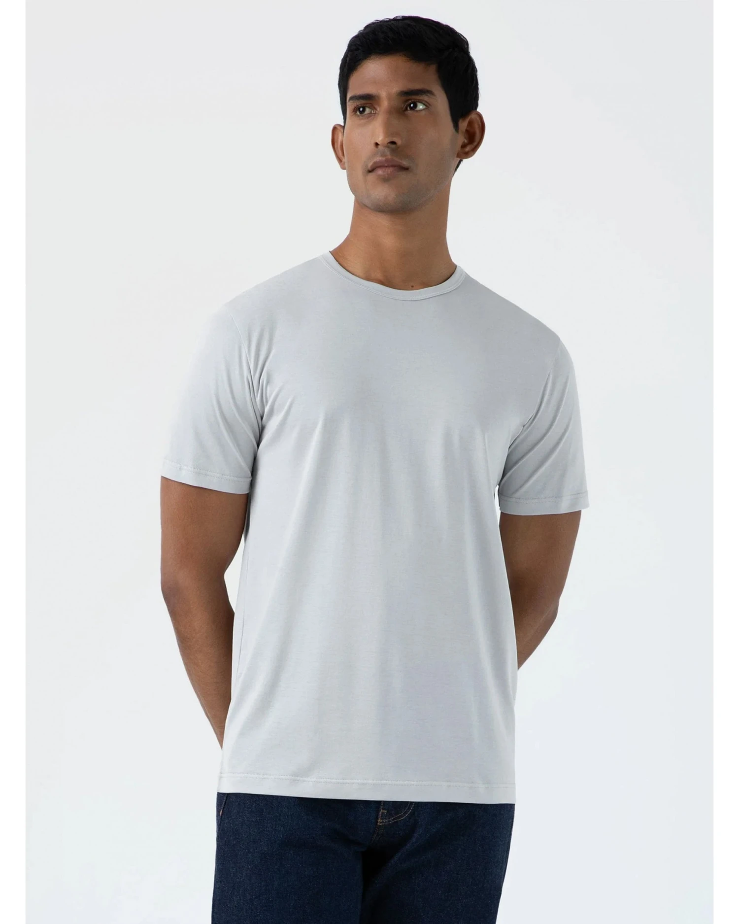 Sunspel Mens Classic T-Shirt Light Smoke Grey 2 Sunspel Mens Classic T-Shirt Light Smoke Grey - Image 2